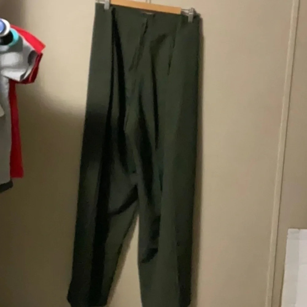 PANTS - Picture 2 of 3